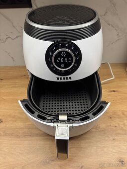 Teplovzdušná fritéza - 2