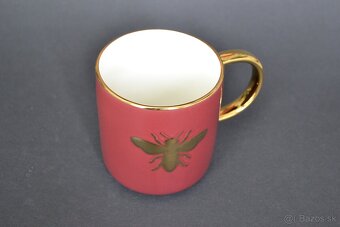 Hrnček (šálka) s motívom včielky - TOP STAV - 2