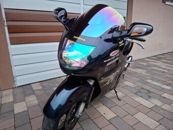 Honda cbr 1100 xx - 2