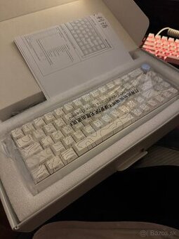 Nová celohliníková magnetická klávesnica - 2