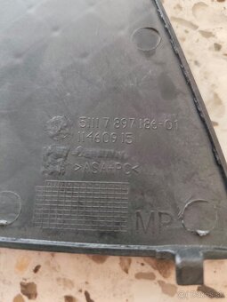 PREDÁM mriežku nárazníka pre BMW - 2