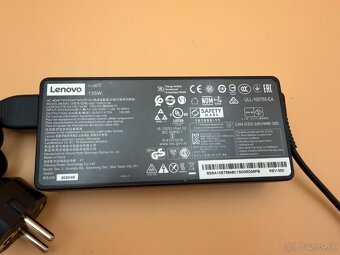 Originálna nabíjačka na notebook LENOVO hranatá 135W. - 2