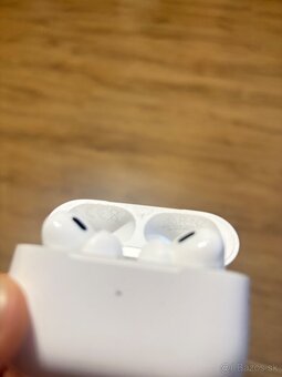 Apple AirPods Pro 2. generácie - 2