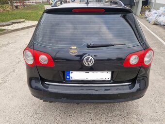 Volkswagen Passat b6 2.0 TDI 103kw - 2