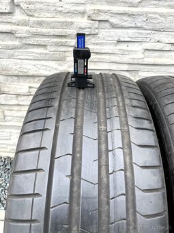 275/40 R22 Pirelli letne - 2