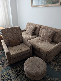 Starší gauč a kreslá - 2