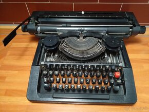 Plně funkční psací stroj Remagg - POŠTOVNÉ ZDARMA - 2