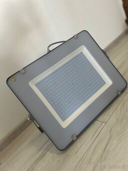Led halogén 300W - 2
