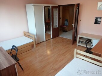 4 izbový byt na začiatku Petržalky, 4 NEPRIECHODNÉ SPÁLNE - 2