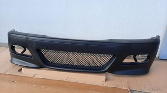 Predny M3 naraznik pre BMW E46 - 2