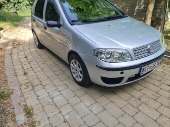 Fiat Punto (2009) - 2