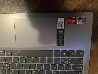 Notebook Lenovo IdeaPad Slim 3, 15/R3/8/512 - 2