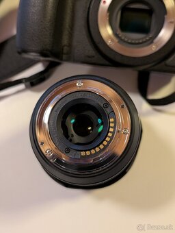 Bezzrkadlovka panasonic lumix gh4R - 2