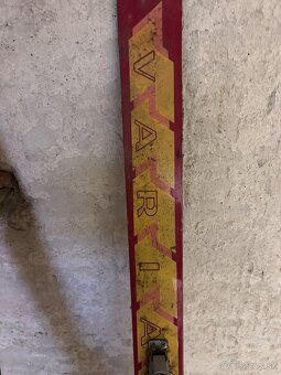 Predám retro drevené lyže ARTIS 350 FG - 2