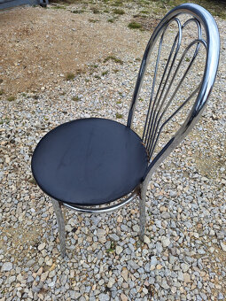 Predám staršie stoličky - 2