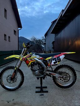 SUZUKI RMZ 250 - 2