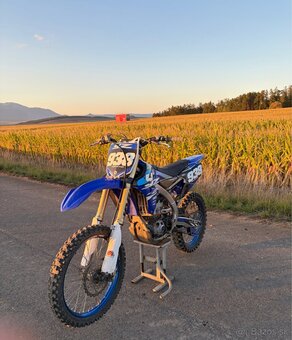 YAMAHA YZ250F - 2