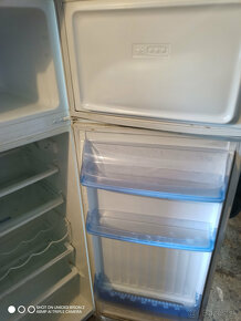Kombinovaná chladnička s mrazničkou - 2