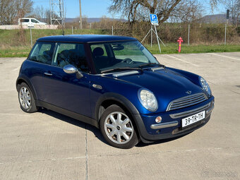 Mini Cooper One R50 - 2