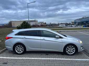 Hyundai i40 CW 1.7 CRDi 100kw A/T - 2