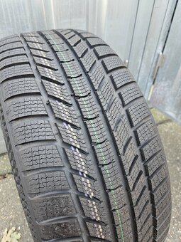 1x zimná pneu Continental 235/40 R19 - 2