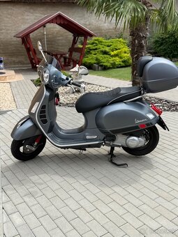 Vespa GTS 300 - 2