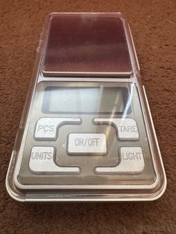 Digital mini vaha + flambovacia pistol 6€ - 2