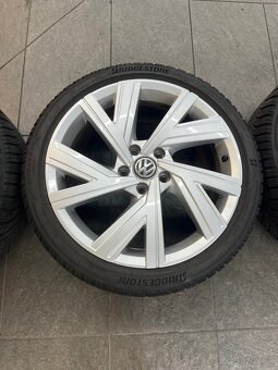 Predam original VW Bergamo zimnu sadu 225/40 R18 - 2
