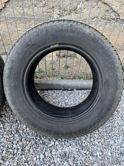 Zimne Michelin 215/65 R16C M+S - 2