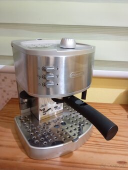 Kávovar DeLonghi - 2