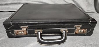 Diplomaticky kufrík - 2