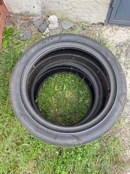 225/45R18 - 2