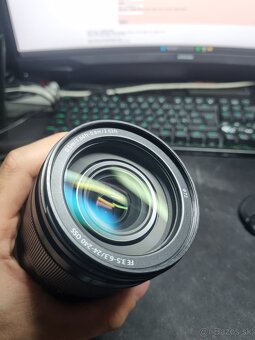 Sony FE 24-240mm f/3.5-6.3 OSS - 2