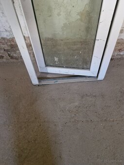 Predam plastové dvere - 2