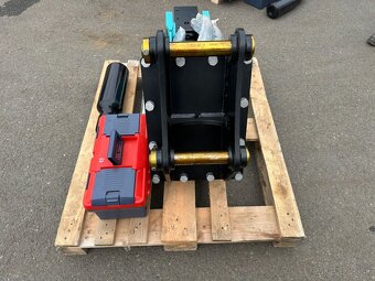 Hydraulické kladivo pre JCB 3/4CX - 2