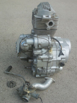 Predám motor 163FML - 2