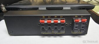 Prepínač reproduktorov 2 way speaker switch box - 2