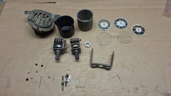 Dueky tachometru a klakson - 2