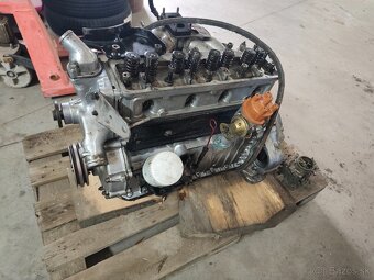 Motor Volga 24 - 2