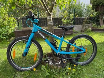Predám odľahčený detský bicykel Cube Acid 200 SL 20" - 2