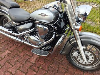 Suzuki C 800 VL 800 Intruder - 2