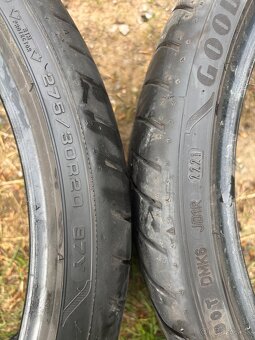275/30 R20 - 2