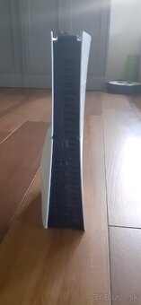 Predám Playstation 5 slim - 2