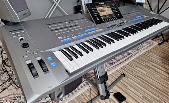 TYROS 5 76 s original ozvučením - 2