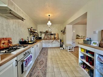 NA PREDAJ ZREKONŠTRUOVANÝ RODINNÝ DOM V OBCI DOLNÝ OHAJ - 2