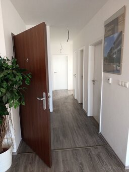 Predaj veľkometrážneho 3 izbového bytu SENEC - 2