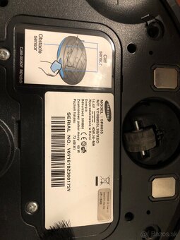 Predám Roboticky vysávač Samsung na súčiastky za 15e - 2