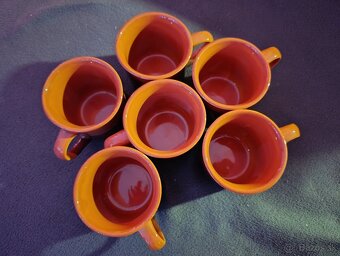 Predám hrnčeky 6ks - 2