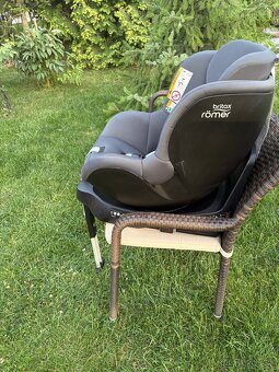 Autosedacka Britax Romer Dualfix plus s Isofixom - otocna - 2