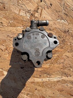 Vakuova pumpa 3.0 TDi 2.7 TDi - 2